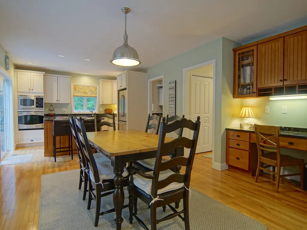 6 Aspen Lane Stratham NH 03885