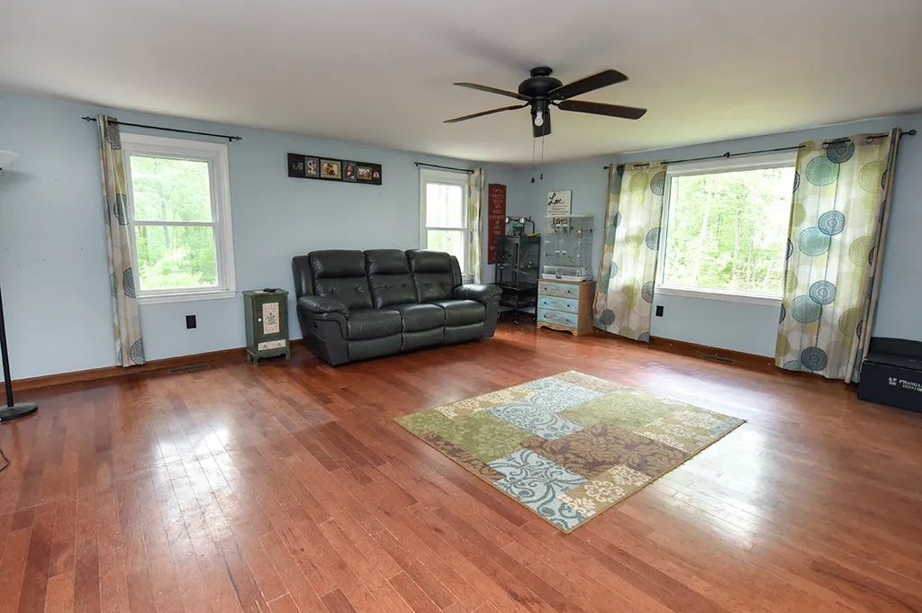 4 Bear Meadow Road Londonderry NH 03053