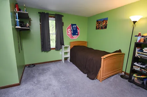 4 Bear Meadow Road Londonderry NH 03053