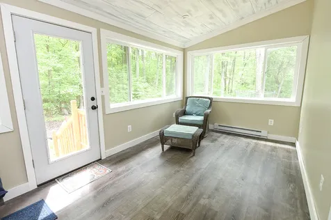 4 Bear Meadow Road Londonderry NH 03053