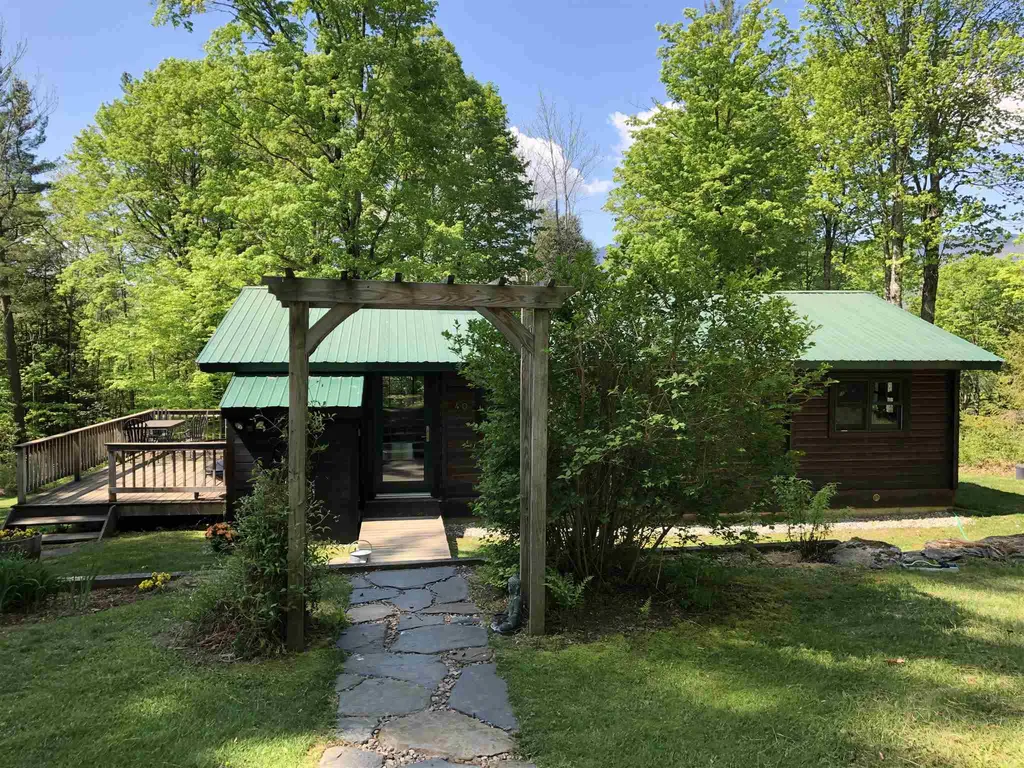 40 Hobart Lane Fayston VT 05673