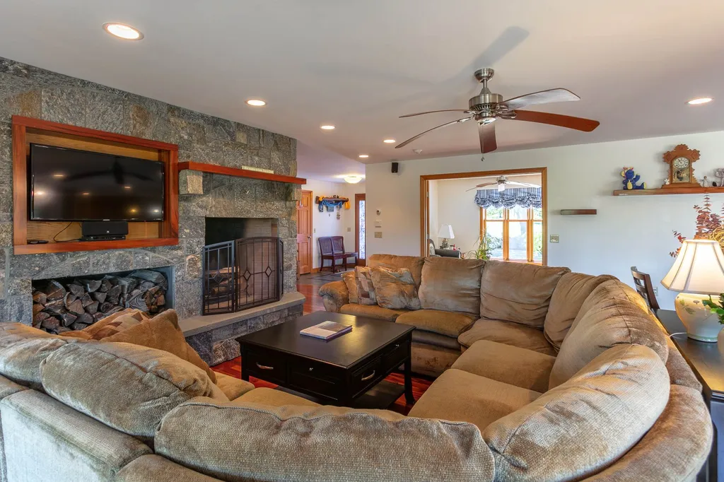 304 Old Farm Road Stowe VT 05672