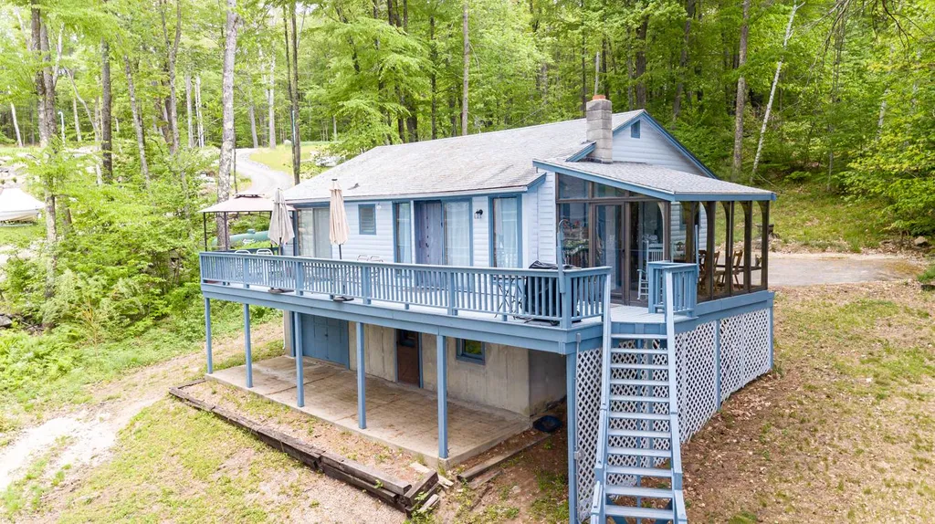 335 Isaacs Turn Road Barrington NH 03825