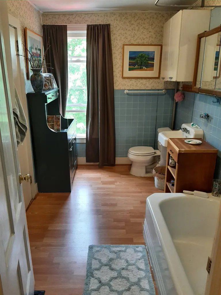 68 North Pleasant Street Middlebury VT 05753