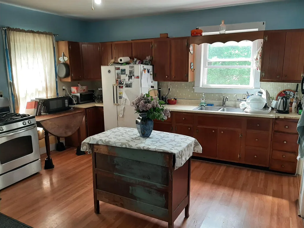 68 North Pleasant Street Middlebury VT 05753