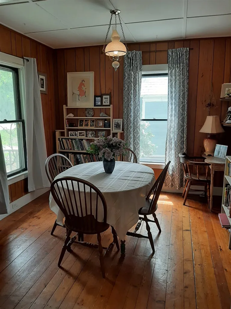 68 North Pleasant Street Middlebury VT 05753