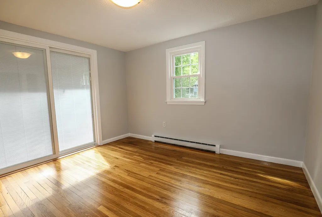 3 Daniel Drive Pelham NH 03076