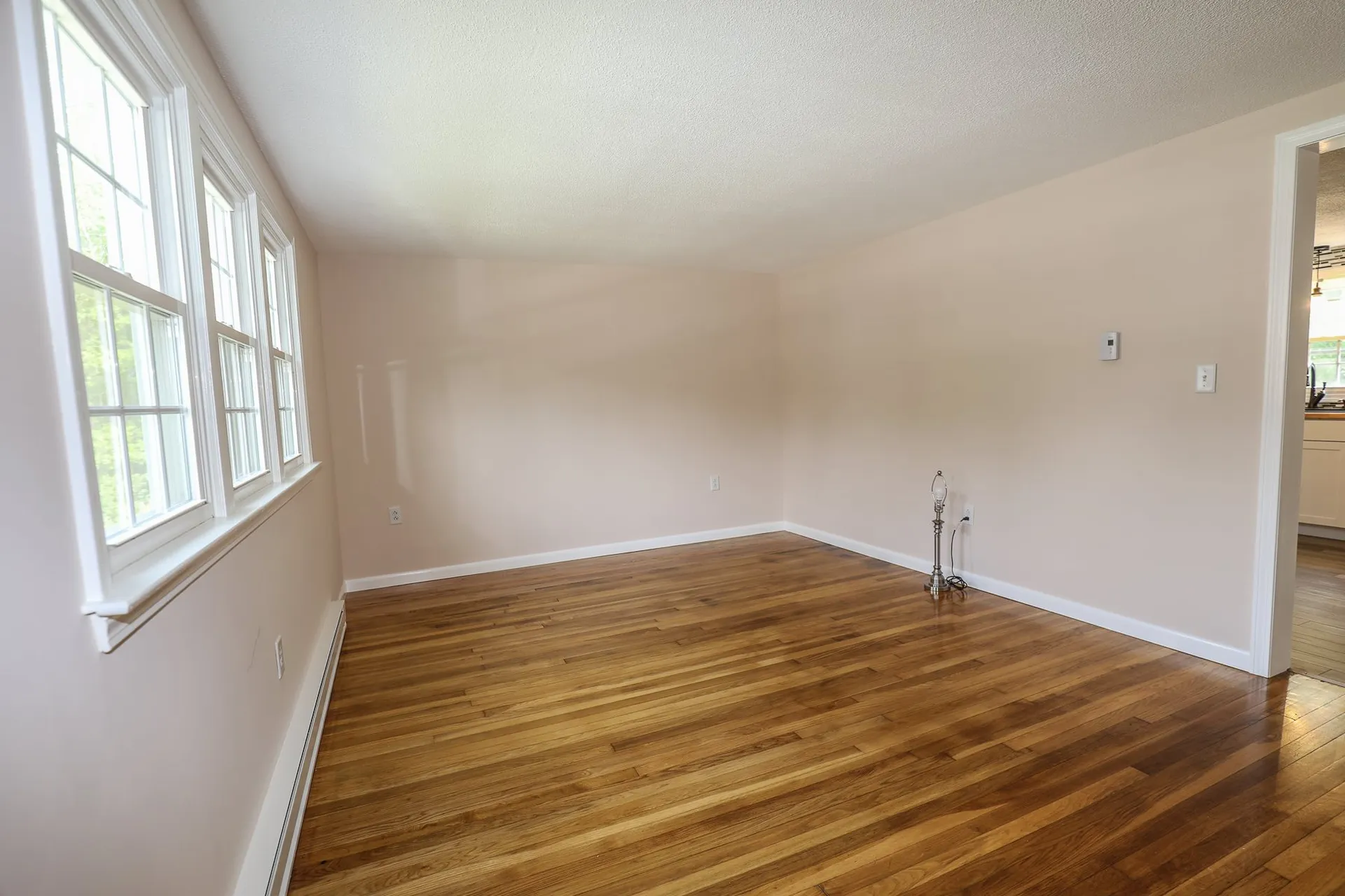 3 Daniel Drive Pelham NH 03076