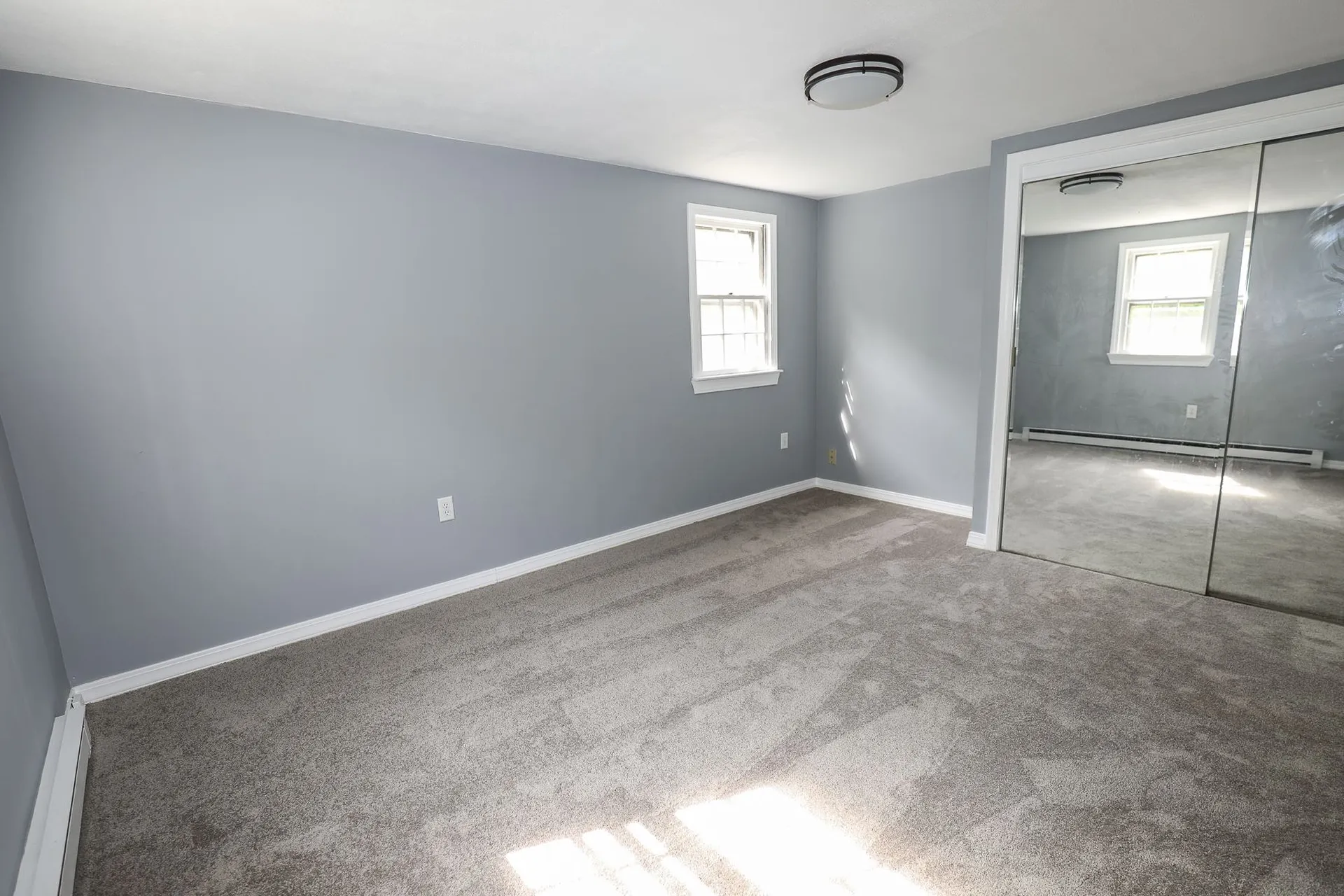 3 Daniel Drive Pelham NH 03076