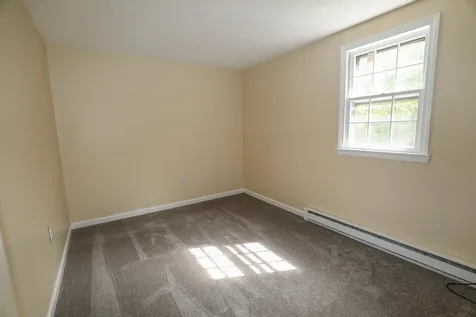 3 Daniel Drive Pelham NH 03076