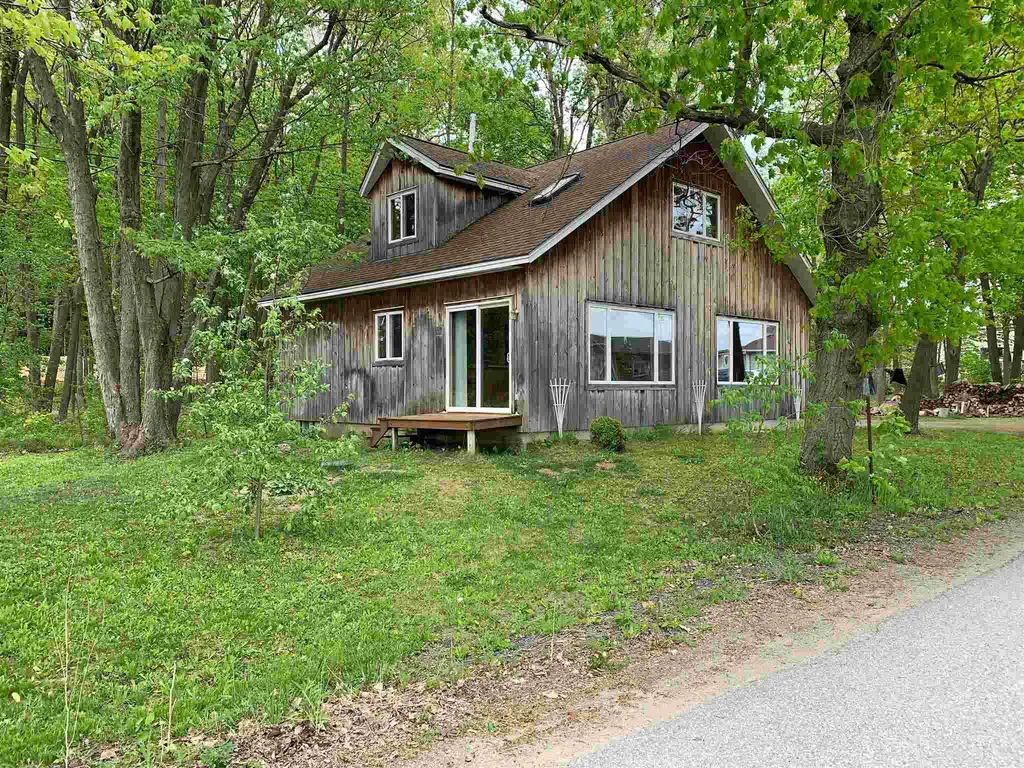 708 Abenaki Road North Hero VT 05476