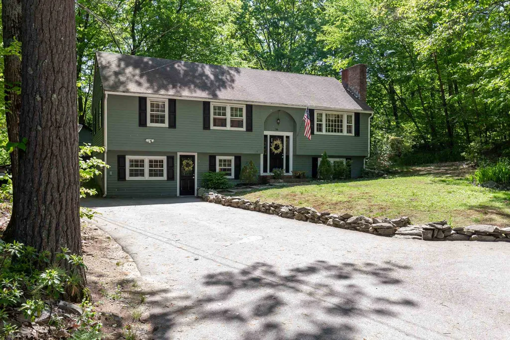16 Mcgettigan Road Milford NH 03055