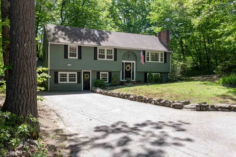 16 Mcgettigan Road Milford NH 03055