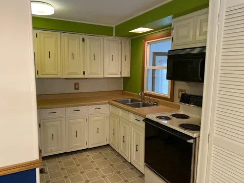 10 Kirkwood Road Hooksett NH 03106