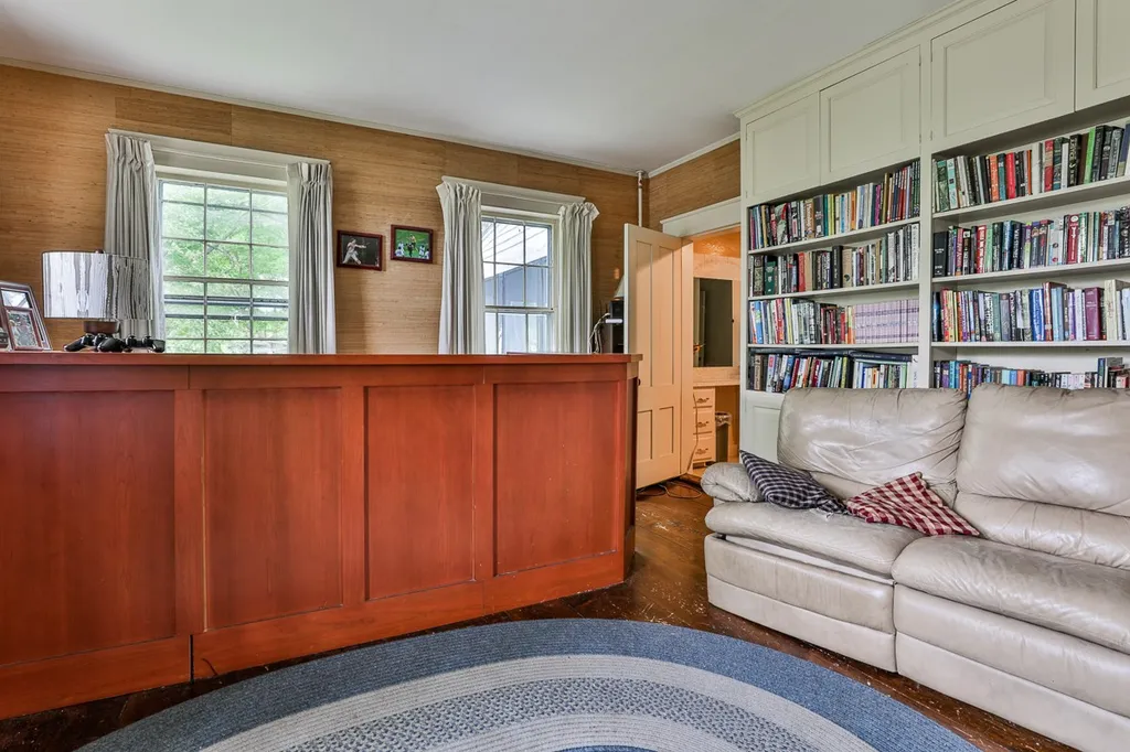 71 Depot Road Hollis NH 03049