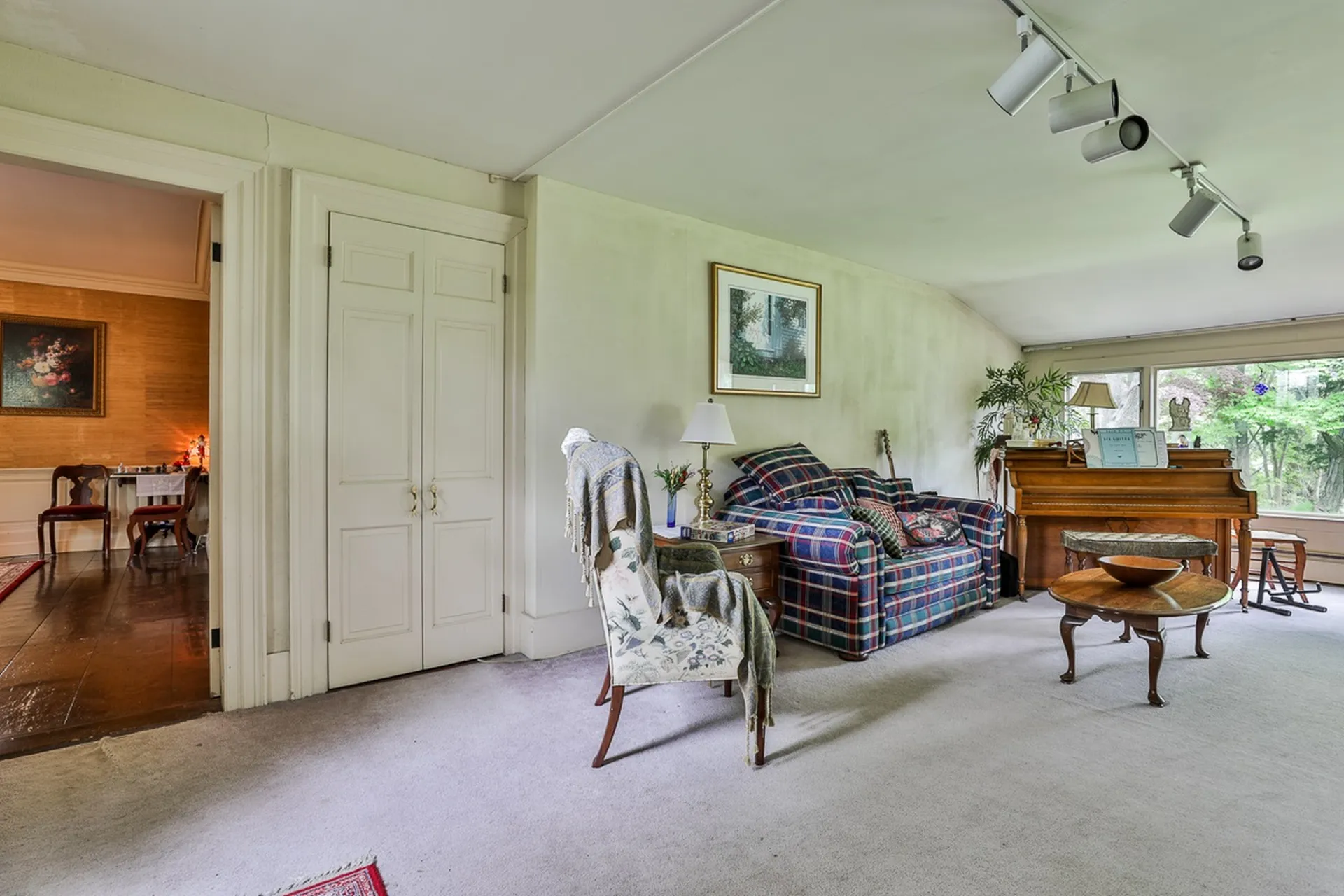 71 Depot Road Hollis NH 03049