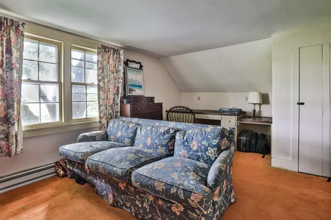71 Depot Road Hollis NH 03049