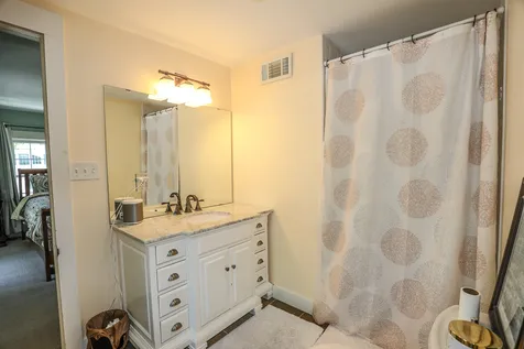 40 Thompson Street Concord NH 03301-2405