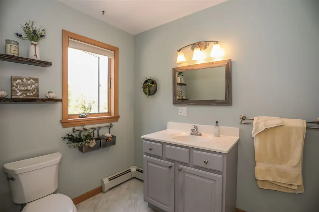 43 Pheasant Lane Canaan NH 03741