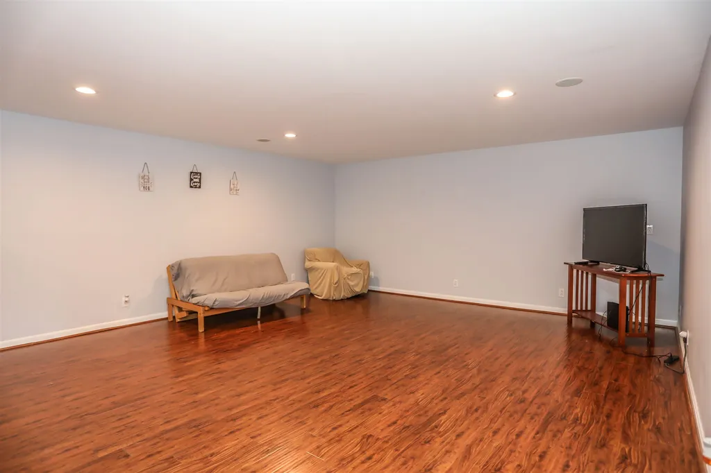 43 Pheasant Lane Canaan NH 03741