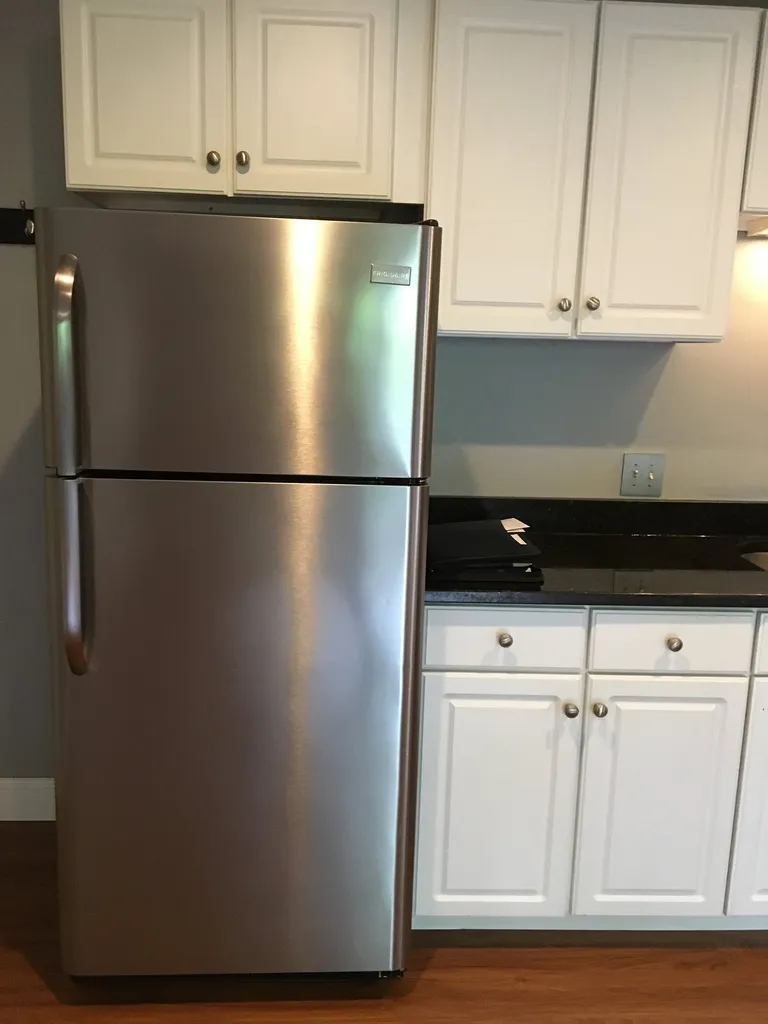 7 Autumn Leaf Drive Nashua NH 03060