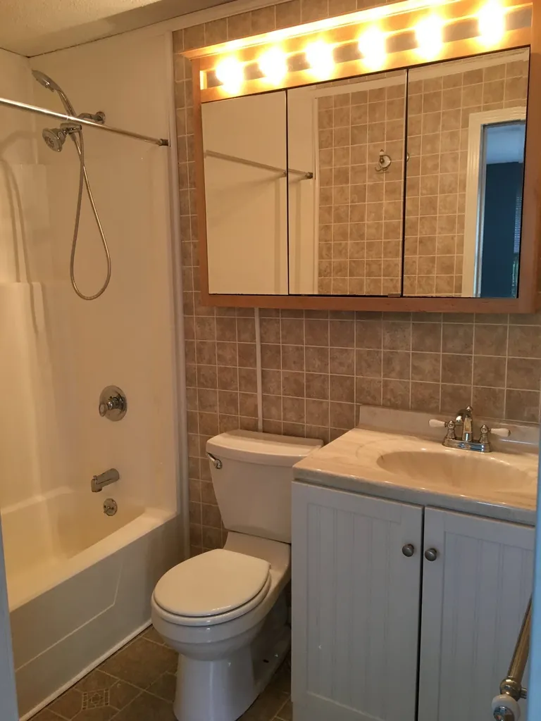 7 Autumn Leaf Drive Nashua NH 03060