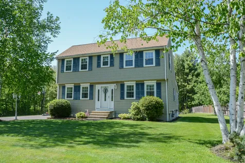 11 Shelley Drive Hudson NH 03051