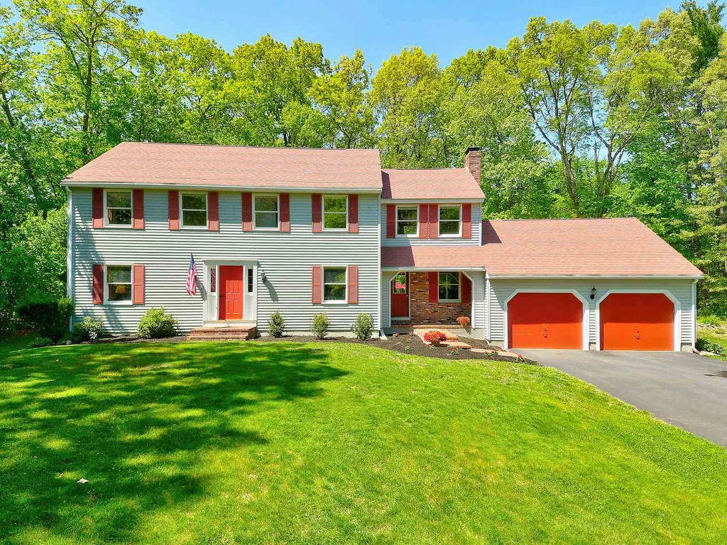 33 Adeline Street Hampstead NH 03841