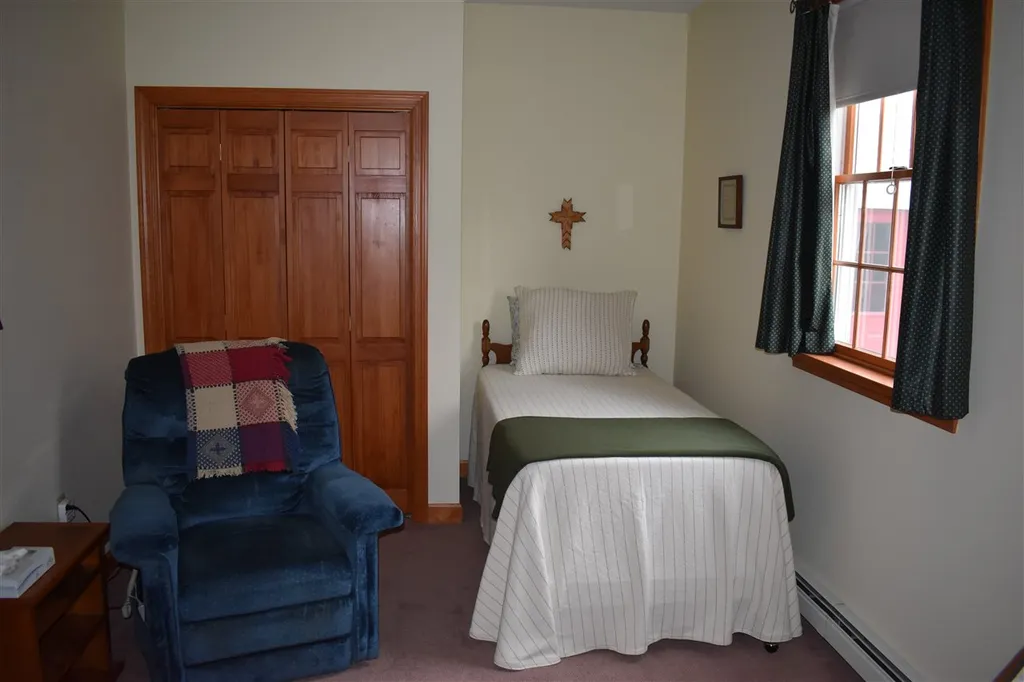 11 Loft Circle Campton NH 03223