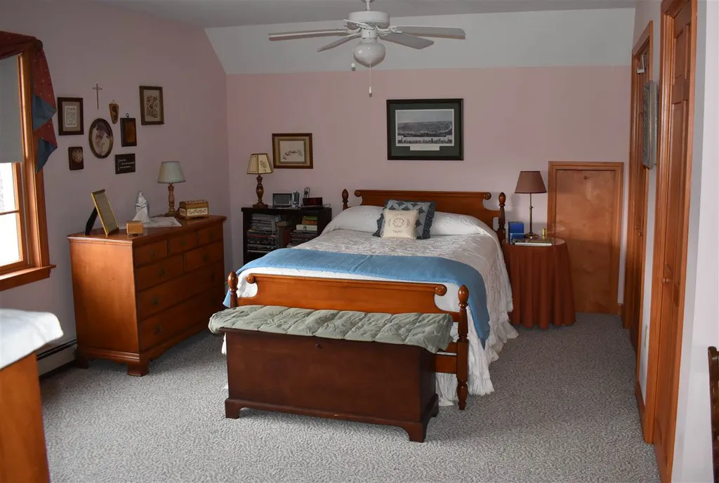 11 Loft Circle Campton NH 03223