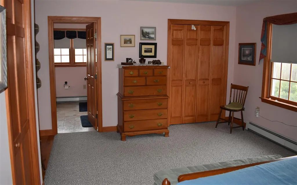 11 Loft Circle Campton NH 03223