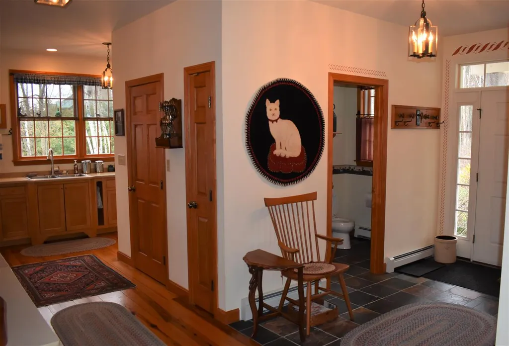 11 Loft Circle Campton NH 03223