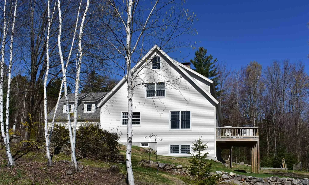 11 Loft Circle Campton NH 03223