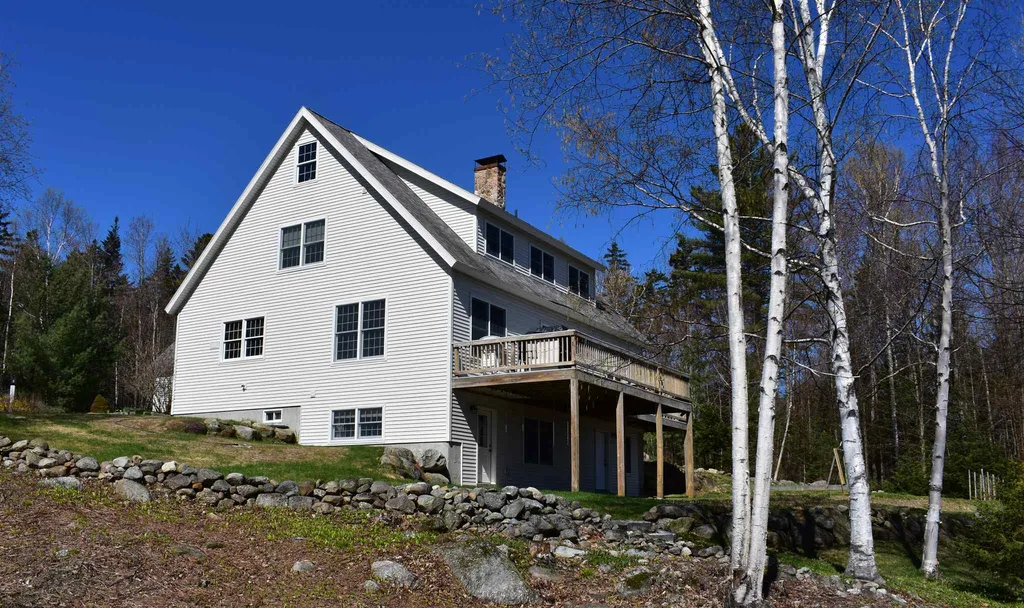 11 Loft Circle Campton NH 03223