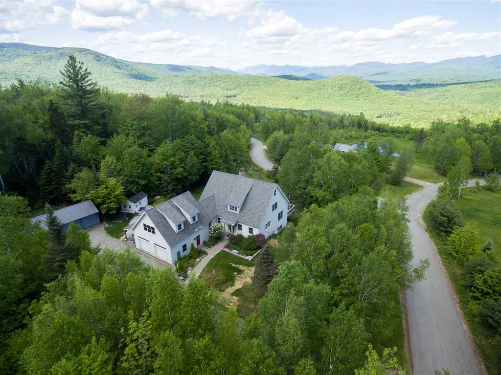 11 Loft Circle Campton NH 03223
