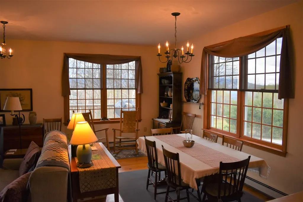 11 Loft Circle Campton NH 03223