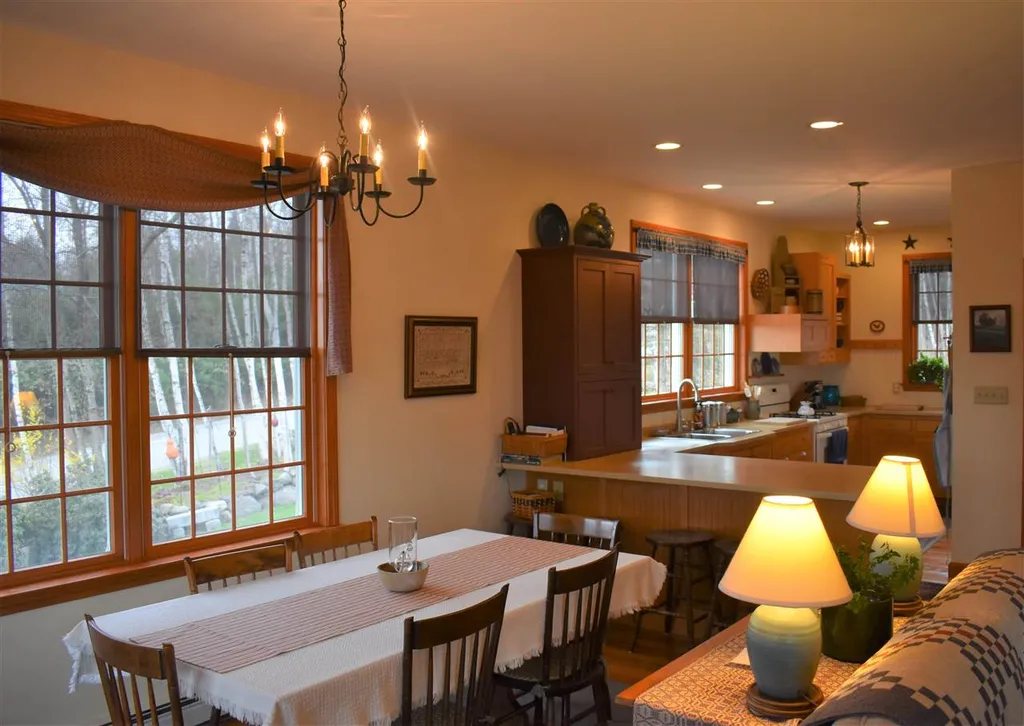 11 Loft Circle Campton NH 03223