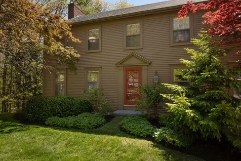33 Raydon Road York ME 03909