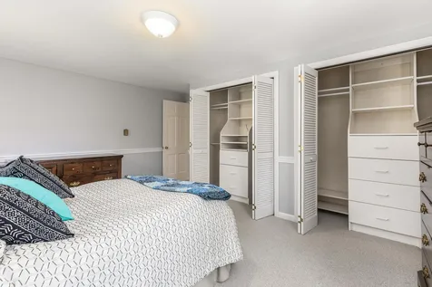 33 Raydon Road York ME 03909