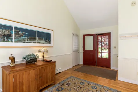 33 Raydon Road York ME 03909