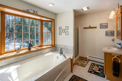8 Wilderness Way Bath NH 03740