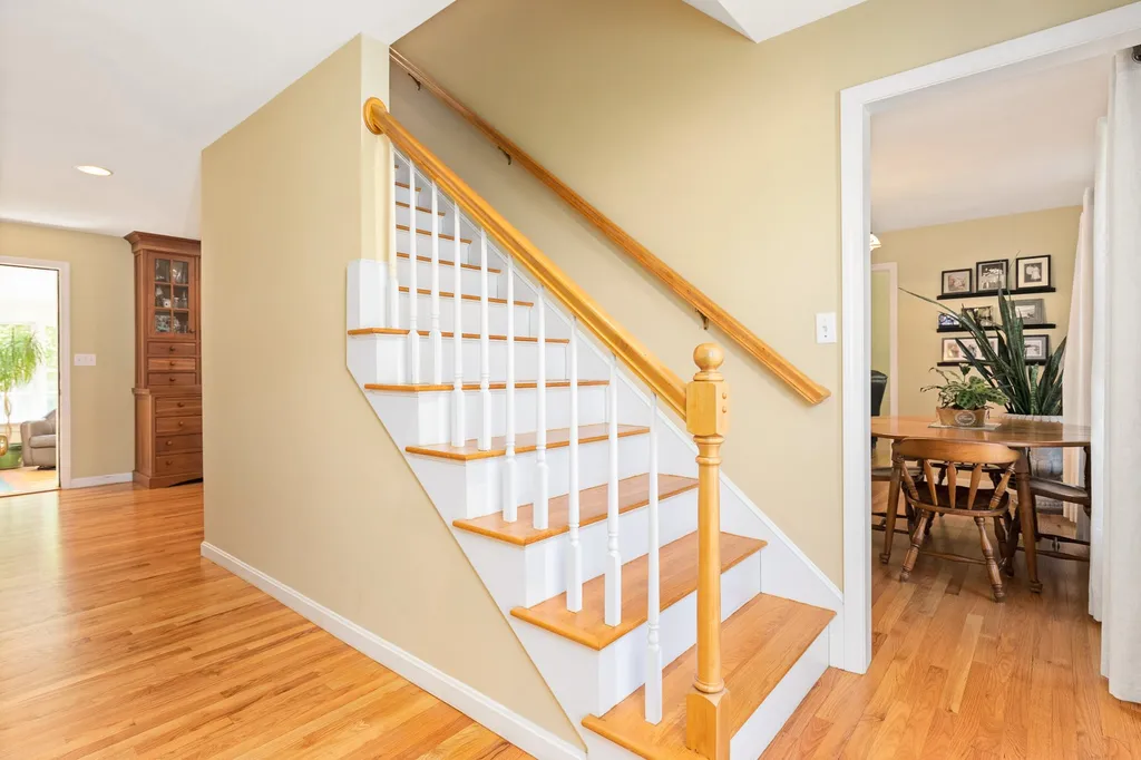 31 Quaker Lane Seabrook NH 03874