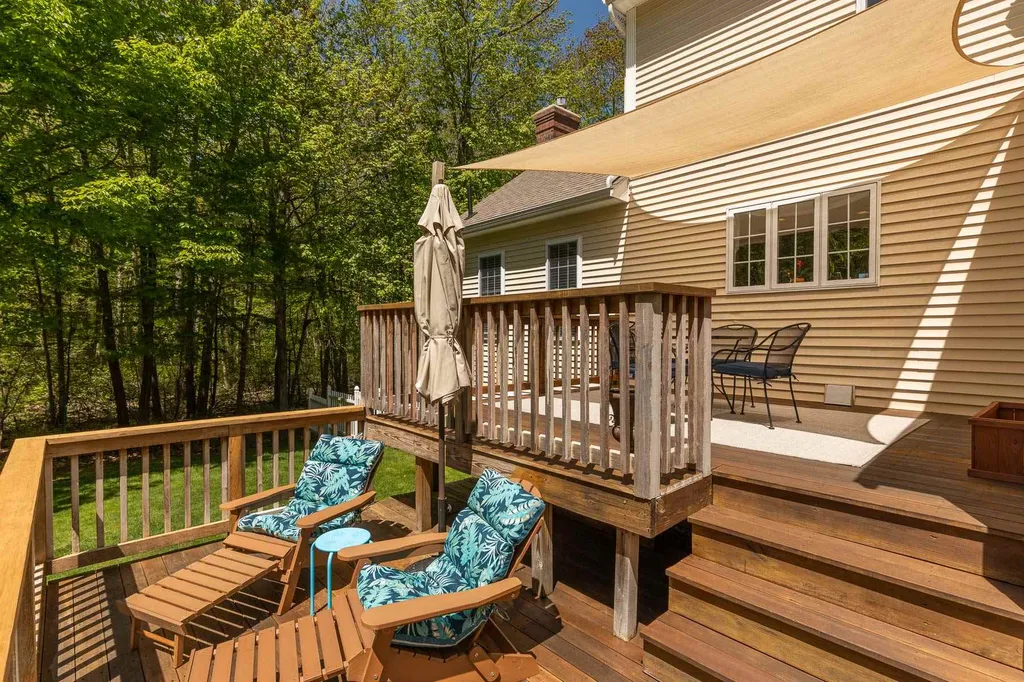 31 Quaker Lane Seabrook NH 03874