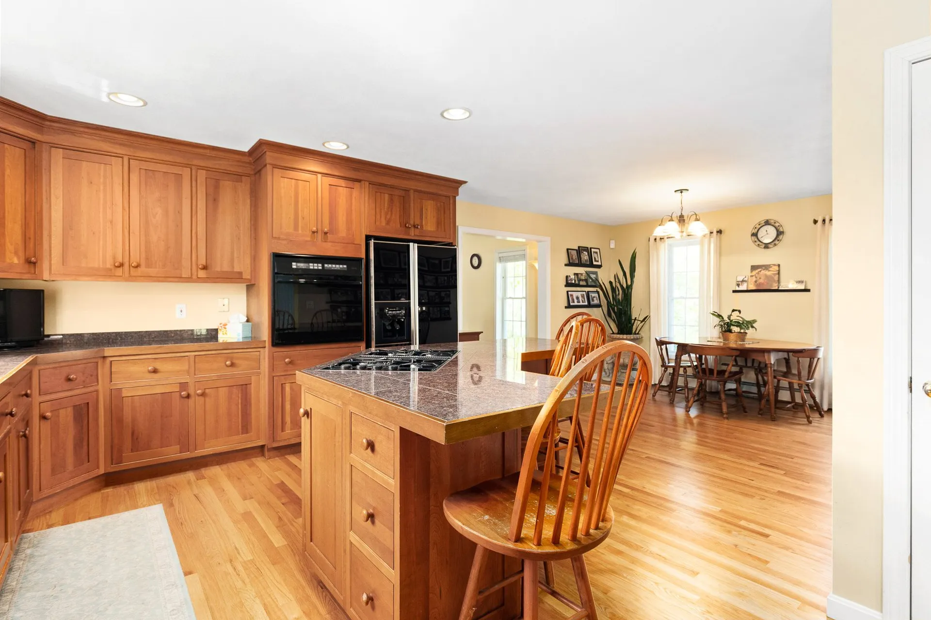 31 Quaker Lane Seabrook NH 03874