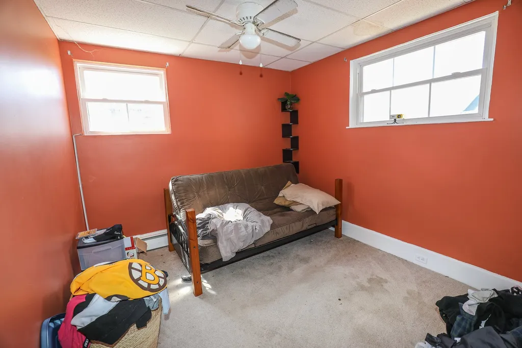 592 Hevey Street Manchester NH 03102