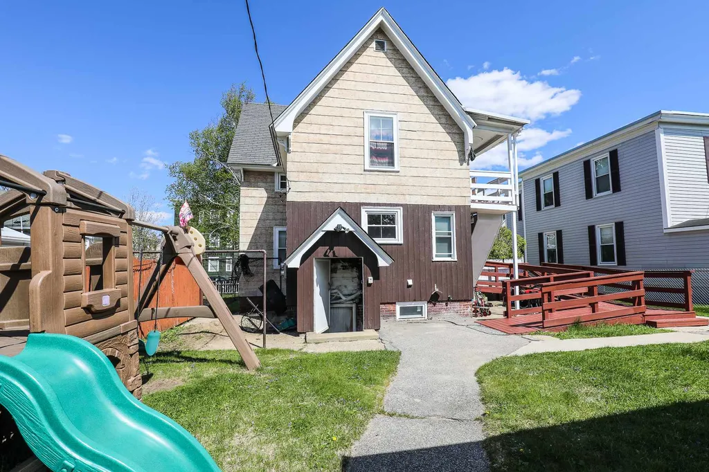 592 Hevey Street Manchester NH 03102