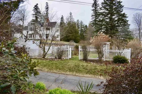 134 Prospect Street Franklin NH 03235