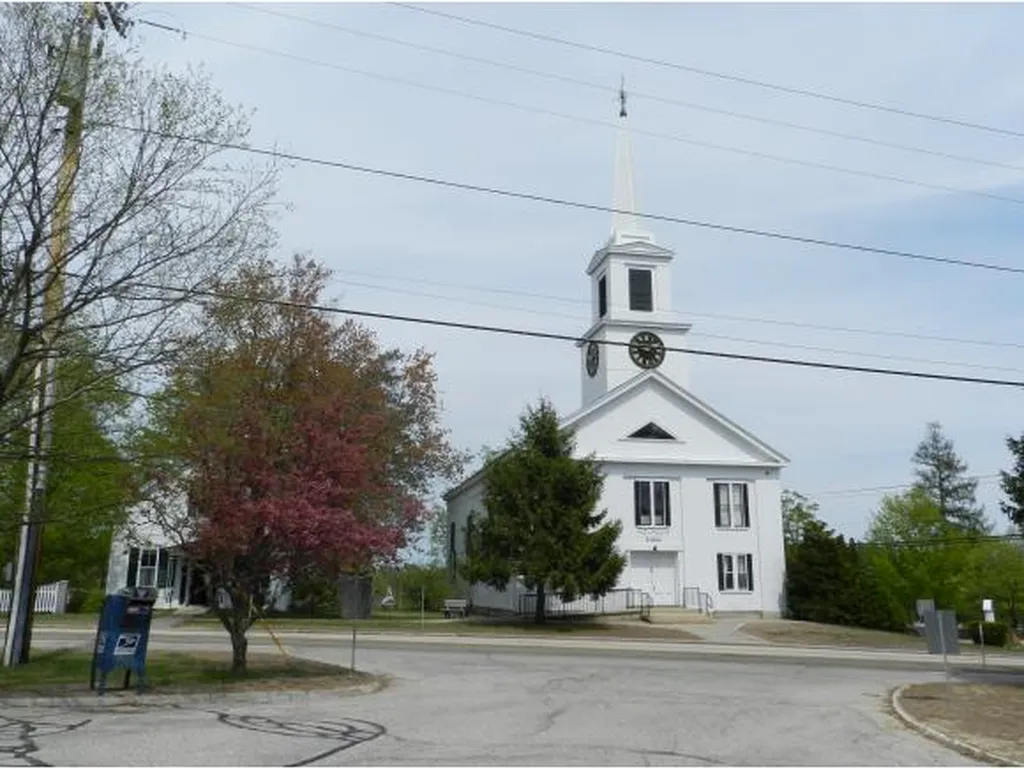 5 Shattigee Road Chester NH 03036