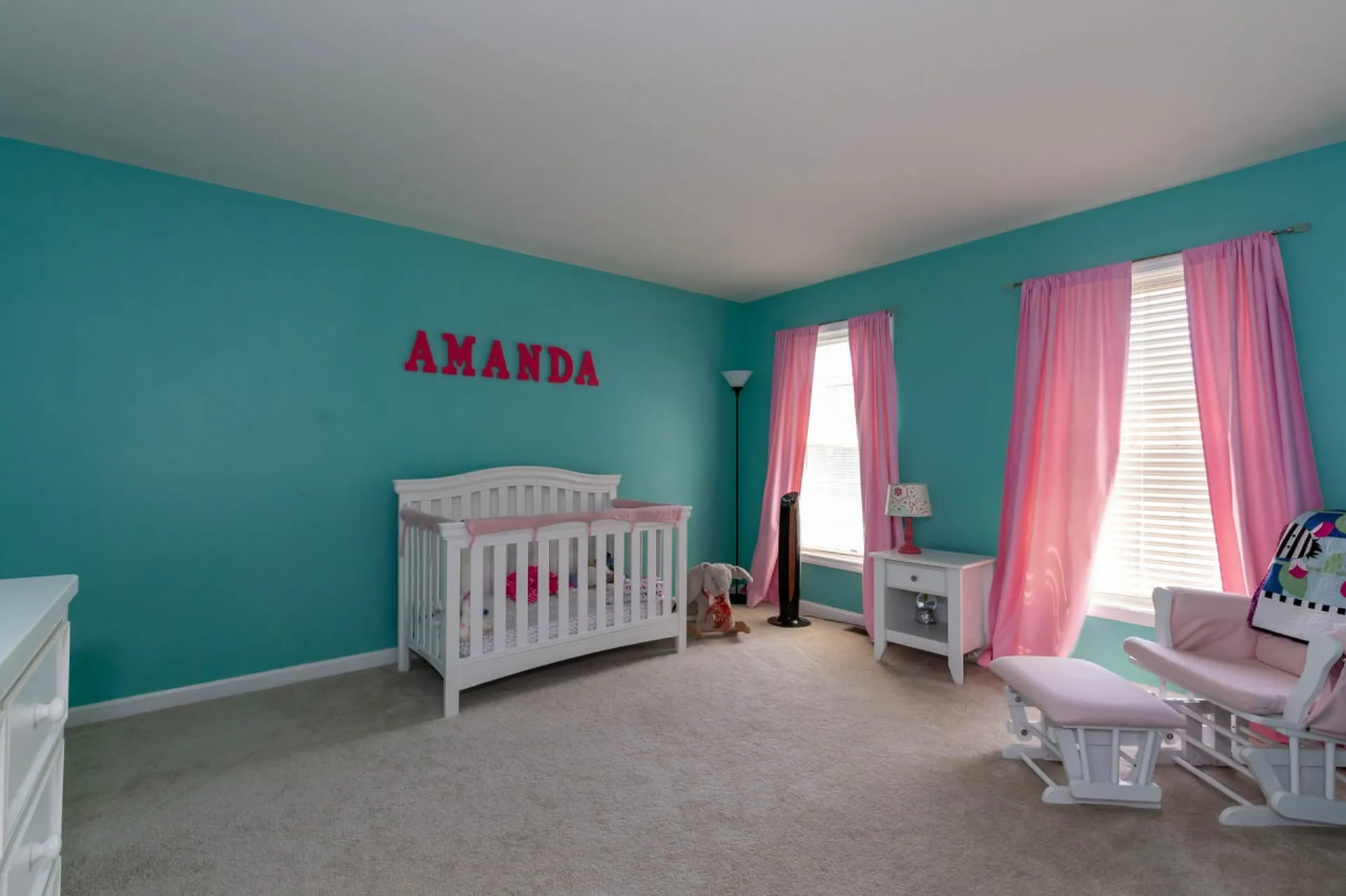 18 Bradford Circle Hudson NH 03051