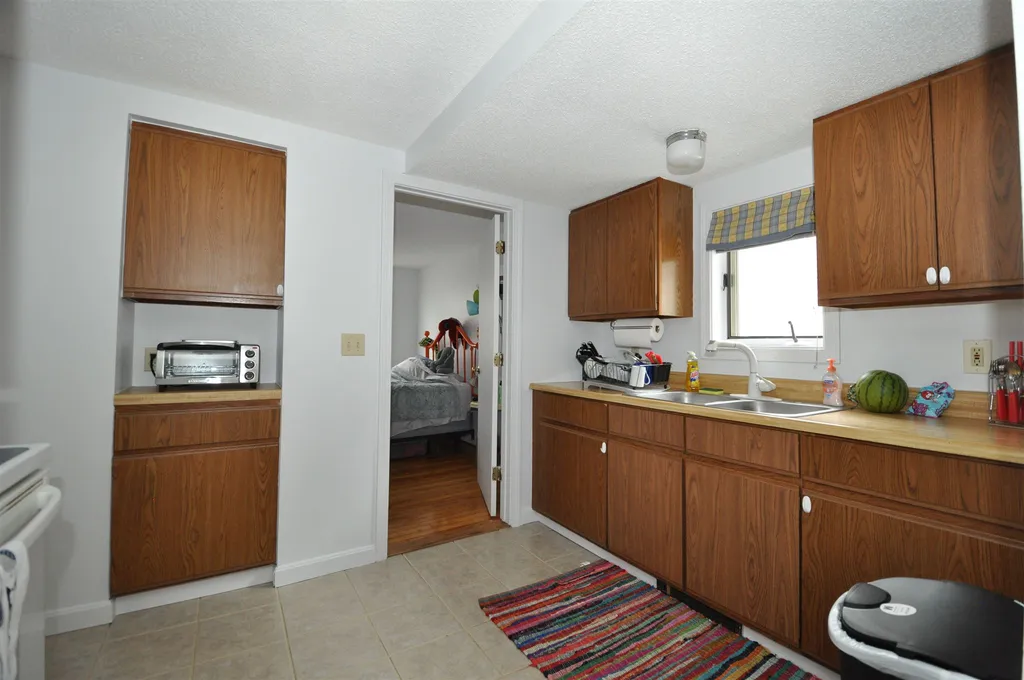 475 Hall Street Manchester NH 03103